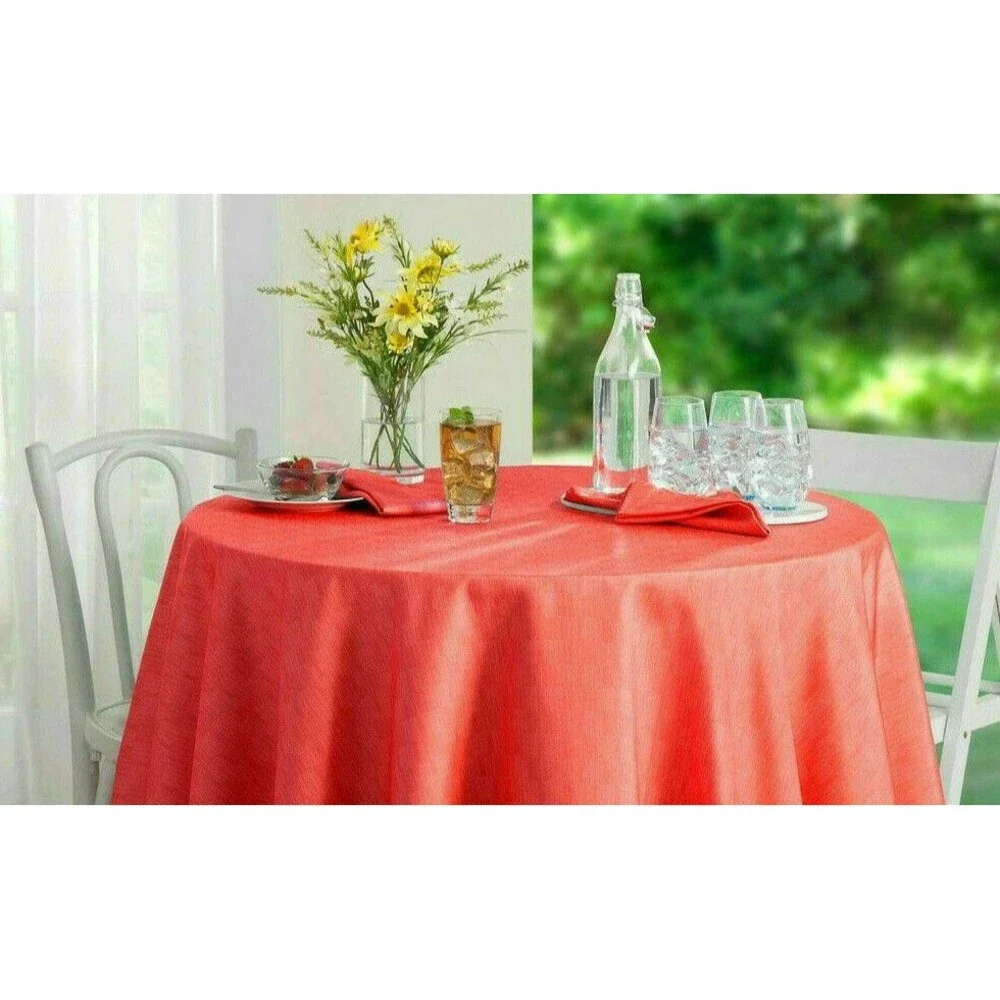 Arlee Baked Apple Red Fabric Outdoor Indoor Tablecloth 60 x 84 Holiday Christmas